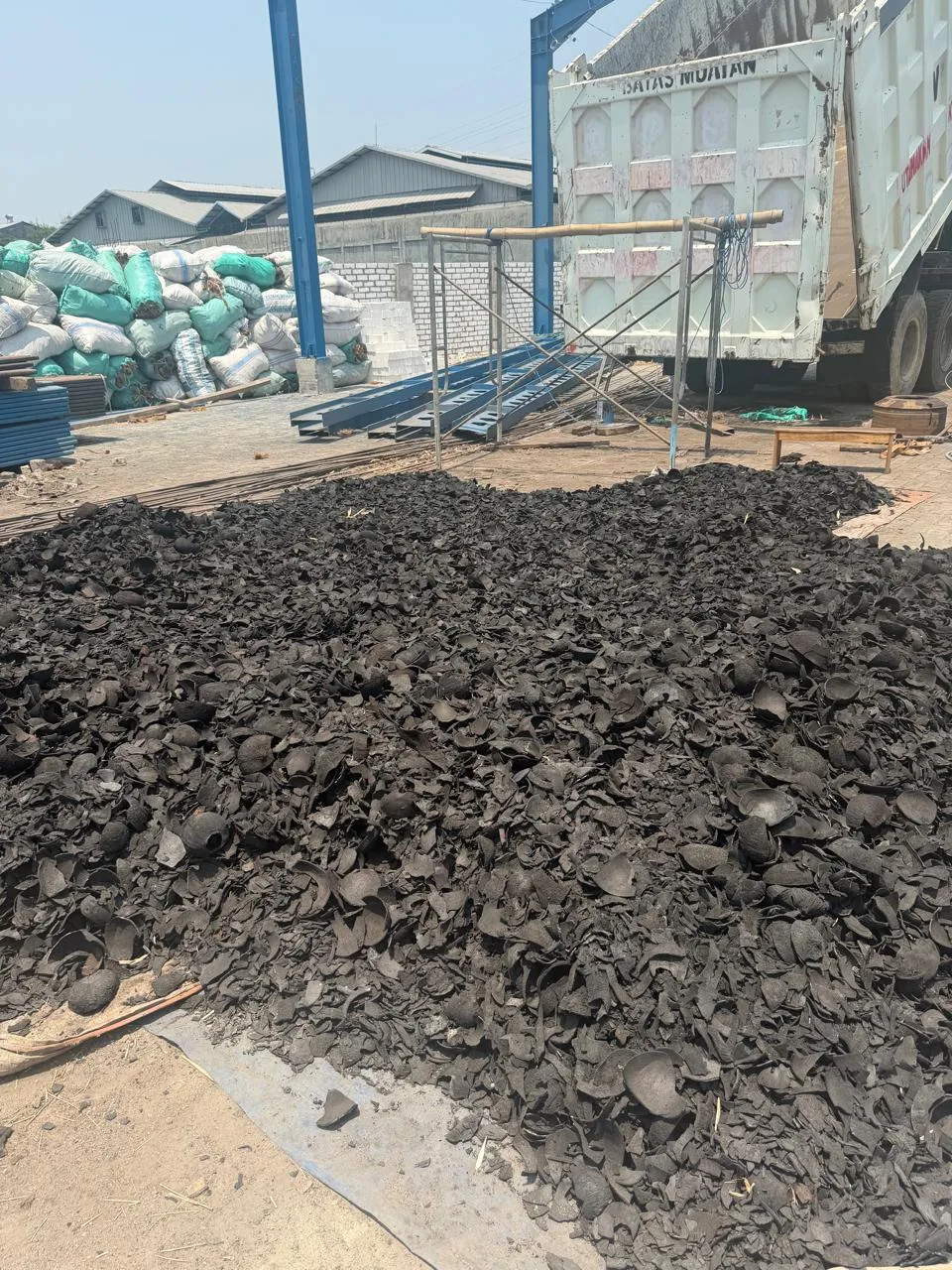PURE COCONUT SHELL CHARCOAL